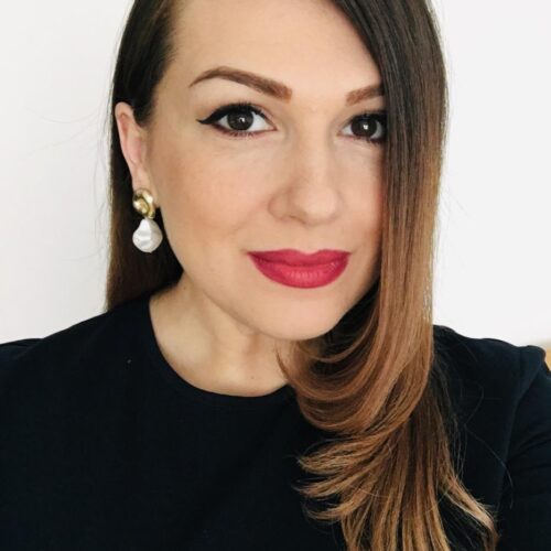 Dr. Bianca Varvara